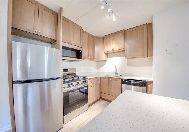 Photo 4 of Condo for sale at 5 Bayard Rd #514, Shadyside, PA 15213 | MLS# 1772104 | Listing updated on 2026-10-15