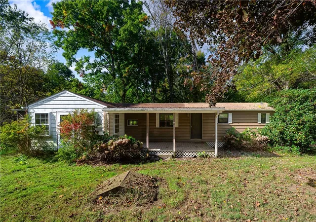 Photo 2 of Manufactured home for sale at 414 Sun Mine Rd, Clinton Twp, PA 16055 | MLS# 1772211 | Listing updated on 2026-10-10