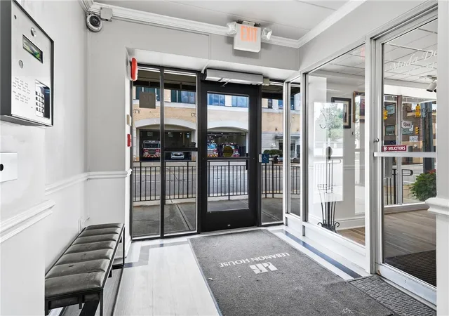 Photo 3 of Sale Pending at 520 Washington Rd #405, Mt Lebanon, PA 15228 | MLS# 1771898 | Listing updated on 2026-09-12