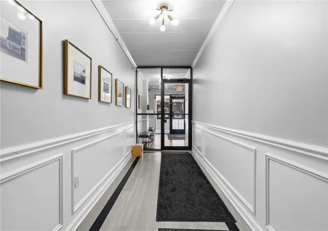Photo 4 of Sale Pending at 520 Washington Rd #405, Mt Lebanon, PA 15228 | MLS# 1771898 | Listing updated on 2026-09-12
