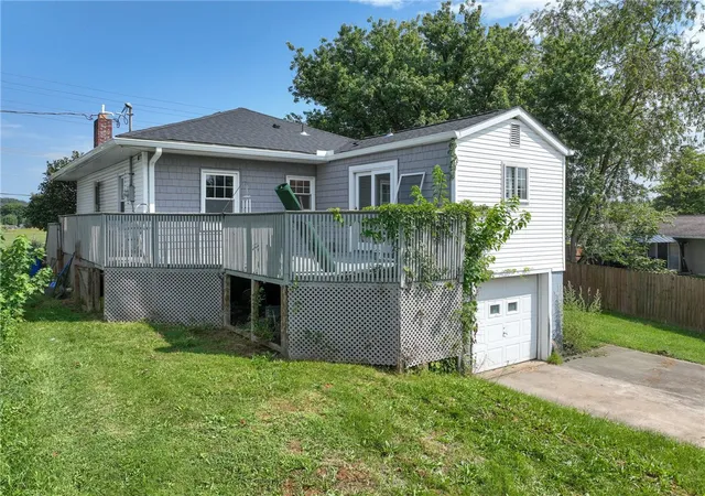Photo 2 of Single family home for sale at 720 Park Ave, Belle Vernon, PA 15012 | MLS# 1772222 | Listing updated on 2026-09-16