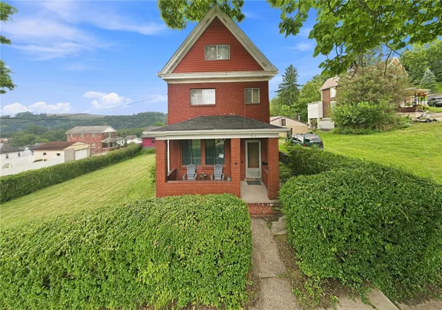Single family home for sale at 1006 Brinton Ave, Pitcairn, PA 15140 | MLS# 1772217