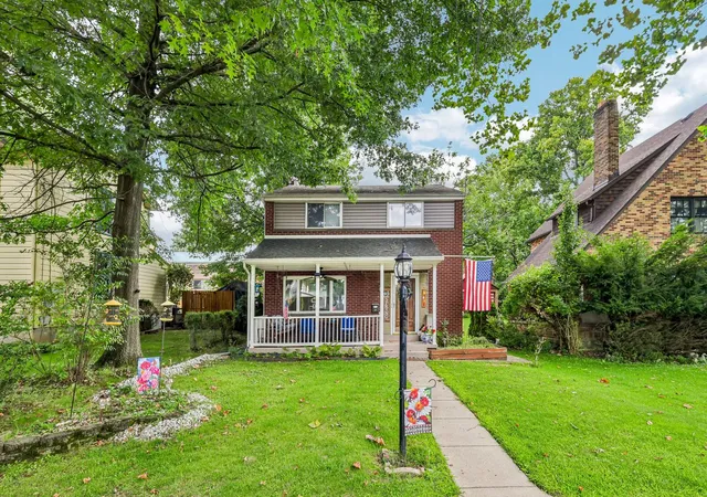 Photo 2 of Single family home for sale at 538 10th Street, Oakmont, PA 15139 | MLS# 1772231 | Listing updated on 2026-09-11
