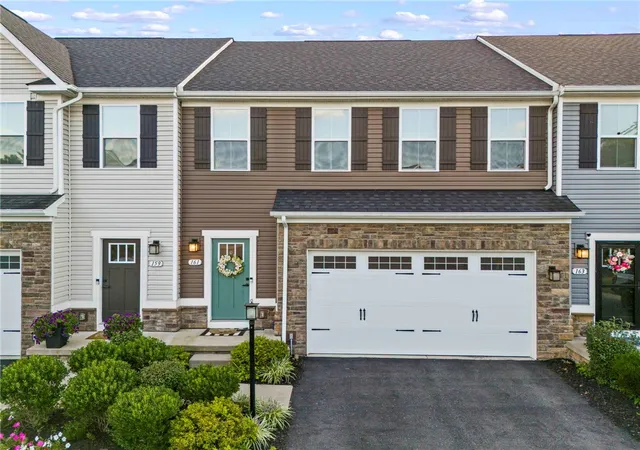 Photo 1 of Townhouse for sale at 161 Black Oak Ln, Cecil, PA 15057 | MLS# 1771592 | Listing updated on 2026-09-29