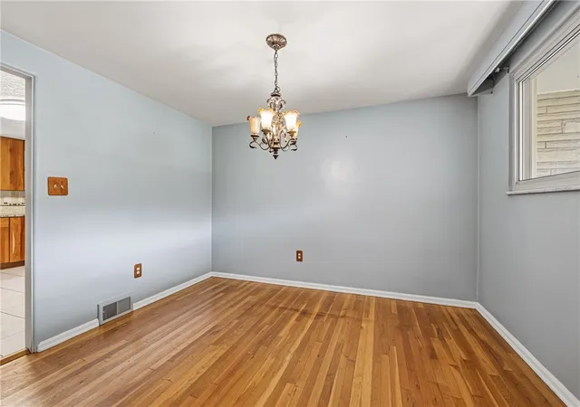 Photo 3 of Single family home for sale at 1318 Ridgewood Dr, Mc Candless, PA 15101 | MLS# 1772235 | Listing updated on 2026-09-02