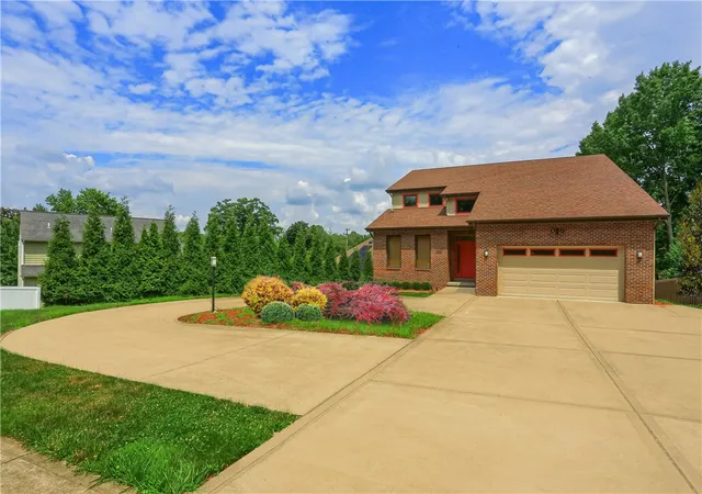 Photo 2 of Single family home for sale at 9409 Babcock Blvd, Mc Candless, PA 15101 | MLS# 1772237 | Listing updated on 2026-09-08