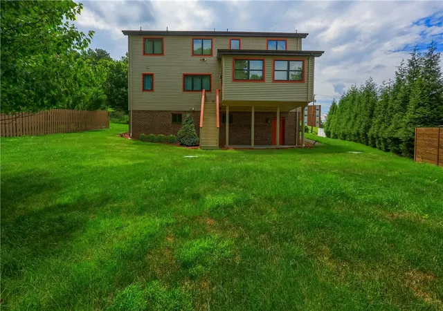 Photo 4 of Single family home for sale at 9409 Babcock Blvd, Mc Candless, PA 15101 | MLS# 1772237 | Listing updated on 2026-09-27