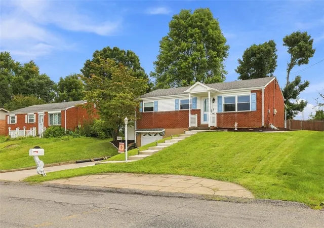 Photo 2 of Single family home for sale at 553 Meadowvale Dr, Harmar, PA 15024 | MLS# 1771958 | Listing updated on 2026-09-13