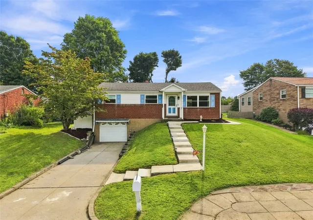 Photo 3 of Single family home for sale at 553 Meadowvale Dr, Harmar, PA 15024 | MLS# 1771958 | Listing updated on 2026-09-13