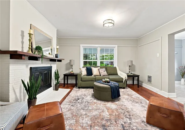 Photo 3 of Single family home for sale at 301 W Swissvale Ave, Edgewood, PA 15218 | MLS# 1772227 | Listing updated on 2026-10-05