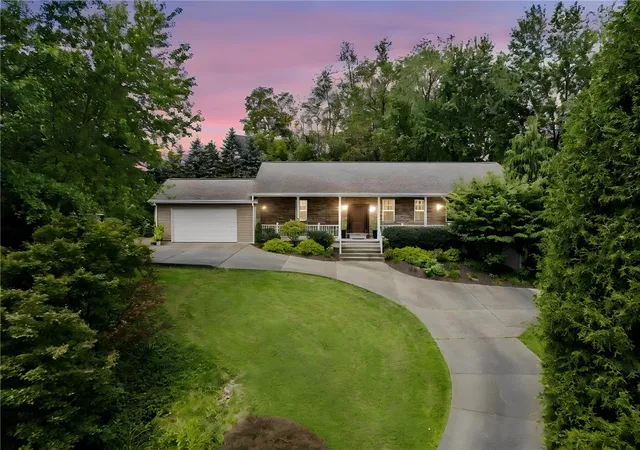 Photo 1 of Single family home for sale at 4 Sunnyside Ave, Collier Twp, PA 15106 | MLS# 1772268 | Listing updated on 2026-09-05