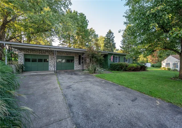 Photo 3 of Single family home for sale at 1101 W Fir Dr, Unity  Twp, PA 15650 | MLS# 1772022 | Listing updated on 2026-09-05