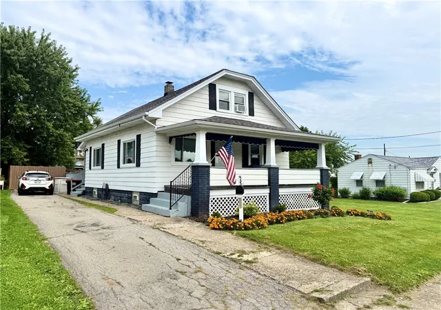 Photo 1 of Sale Pending at 935 Hazel St, New Castle, PA 16101 | MLS# 1772314 | Listing updated on 2026-09-05