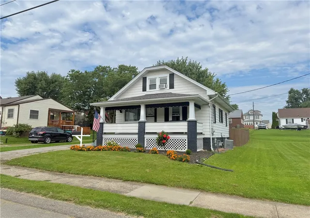 Photo 2 of Sale Pending at 935 Hazel St, New Castle, PA 16101 | MLS# 1772314 | Listing updated on 2026-09-05