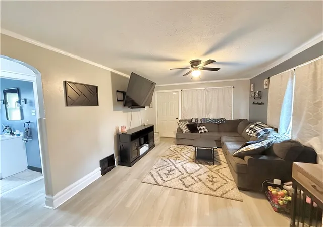 Photo 4 of Sale Pending at 935 Hazel St, New Castle, PA 16101 | MLS# 1772314 | Listing updated on 2026-09-05