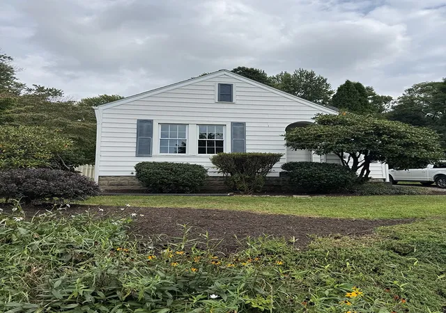 Photo 1 of Sale Pending at 333 S Walnut St, Indiana Boro, PA 15701 | MLS# 1772327 | Listing updated on 2026-09-10