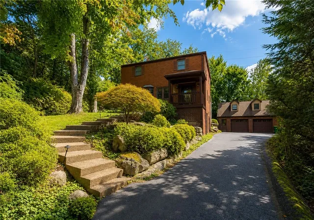Photo 2 of Single family home for sale at 628 Orchard Hl Dr, O'hara, PA 15238 | MLS# 1772298 | Listing updated on 2026-09-12