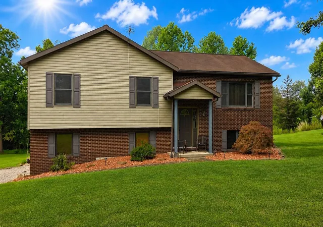 Photo 1 of Single family home for sale at 1018 Blackleggs Rd, Conemaugh/young Twps Ind, PA 15681 | MLS# 1772358 | Listing updated on 2026-09-12