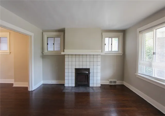 Listing Photo 5 - Condo for sale in building located at 323 Main St, Lawrenceville, PA 15201