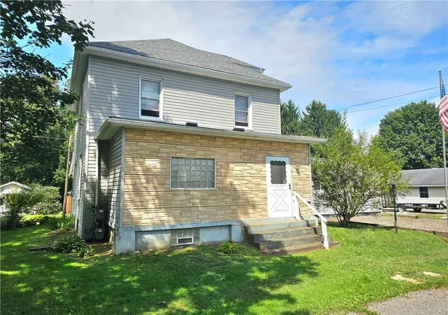 Single family home for sale at 129 Riverview St, North Sewickley Twp, PA 16117 | MLS# 1772363 | Listing updated on 2026-09-20