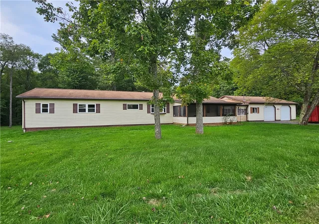 Photo 1 of Single family home for sale at 207 Calico Rd, West Sunbury, PA 16061 | MLS# 1772359 | Listing updated on 2026-09-04