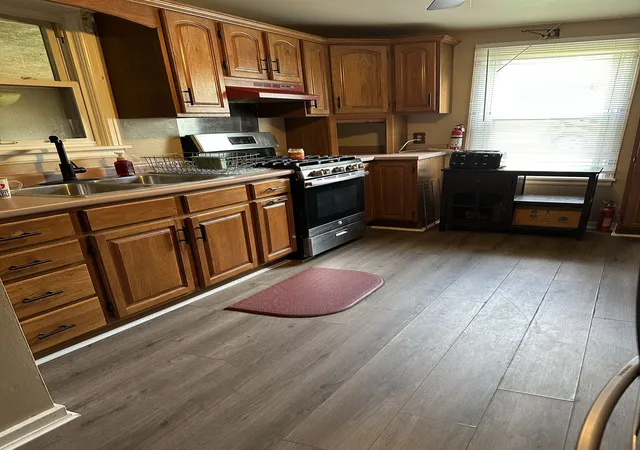 Photo 3 of Single family home for sale at 221 Seneca Dr, New Kensington, PA 15068 | MLS# 1772387 | Listing updated on 2026-09-11