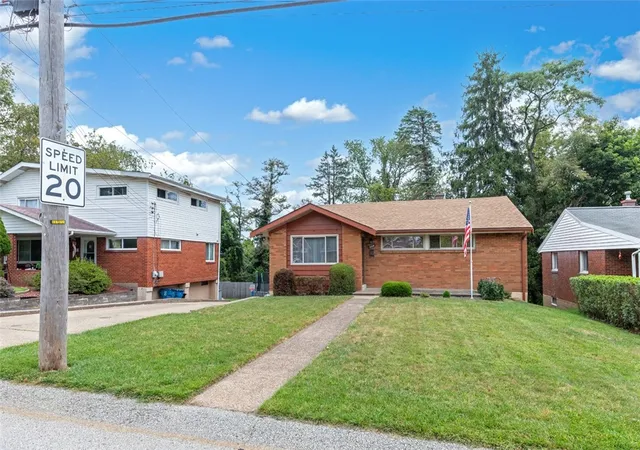 Photo 3 of Single family home for sale at 224 Kingston Dr, Wilkins Twp, PA 15235 | MLS# 1772136 | Listing updated on 2026-09-10