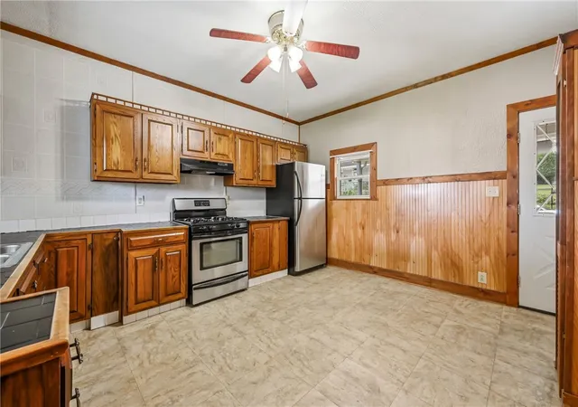 Photo 4 of Single family home for sale at 19 N 3rd Street, Greenville Boro, PA 16125 | MLS# 1771759 | Listing updated on 2026-09-06