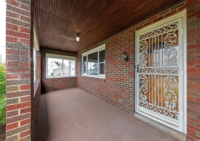 Photo 2 of Single family home for sale at 1425 Jones St, Monessen, PA 15062 | MLS# 1772391 | Listing updated on 2026-09-13