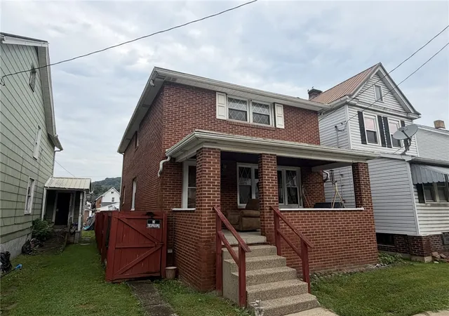 Single family home for sale at 507 5th Avenue, Ford City Boro, PA 16226 | MLS# 1772411