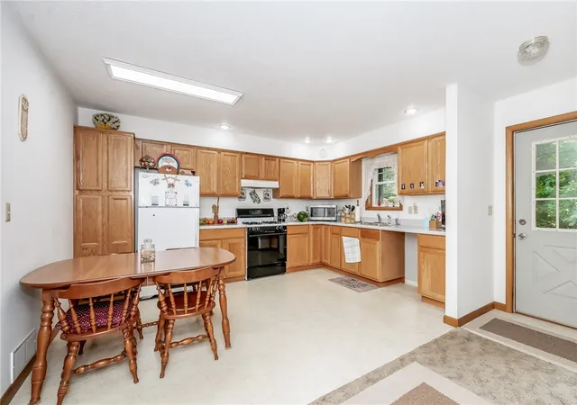 Photo 4 of Single family home for sale at 315 Six Flt Rd, Center Twp/homer Cty, PA 15748 | MLS# 1772427 | Listing updated on 2026-09-13