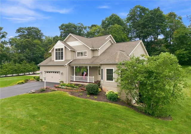Photo 4 of Single family home for sale at 1401 Baldwin Ln, Unity  Twp, PA 15601 | MLS# 1772356 | Listing updated on 2026-09-08
