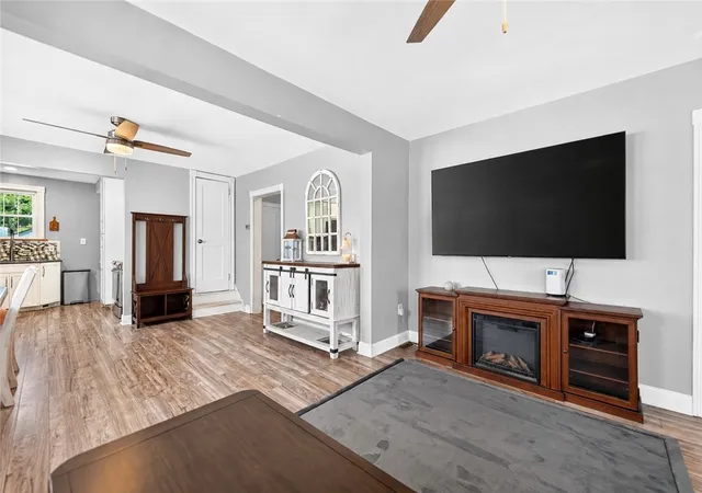 Photo 4 of Single family home for sale at 16 Clarion Ave, Ross Twp, PA 15202 | MLS# 1772315 | Listing updated on 2026-09-14