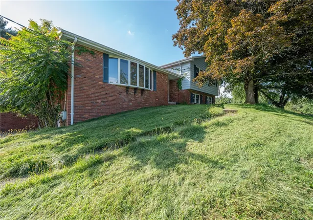 Photo 1 of Single family home for sale at 113 Sterling Run Rd, Hempfield Twp, PA 15601 | MLS# 1772175 | Listing updated on 2026-09-11