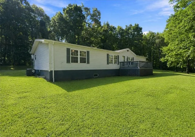Photo 3 of Manufactured home for sale at 128 Porterfield Hl Rd, Sugarcreek Twp, PA 16218 | MLS# 1772415 | Listing updated on 2026-09-13