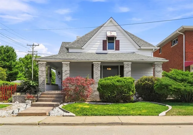 Photo 1 of Single family home for sale at 301 Pleasantview Ave, City Of But Se, PA 16001 | MLS# 1772445 | Listing updated on 2026-10-01