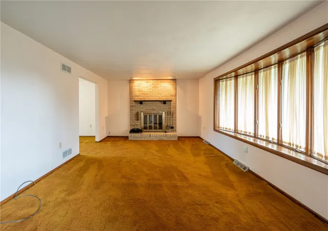 Photo 4 of Sale Pending at 1217 Hillview Dr, North Huntingdon, PA 15642 | MLS# 1772137 | Listing updated on 2026-09-03