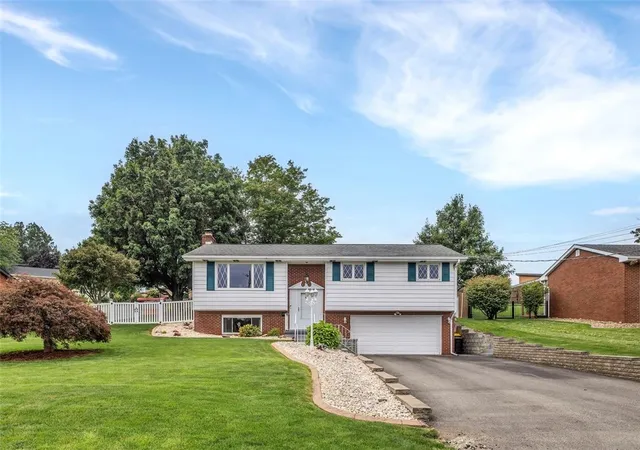 Photo 1 of Single family home for sale at 1259 W Fir Dr, Unity  Twp, PA 15650 | MLS# 1772190 | Listing updated on 2026-09-09