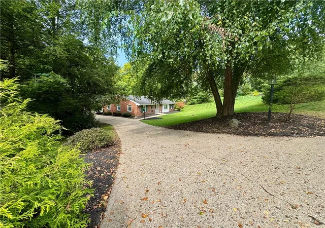 Photo 1 of Single family home for sale at 103 Highland Dr, Peters Twp, PA 15317 | MLS# 1772402 | Listing updated on 2026-09-13