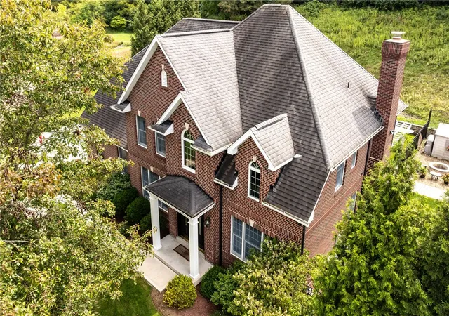 Photo 2 of Single family home for sale at 3040 Thomas Jefferson Dr, Jefferson Hills, PA 15025 | MLS# 1772442 | Listing updated on 2026-10-14