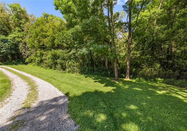 Photo 4 of Land for sale at 1621 Ridgewood Dr, N Franklin Twp, PA 15301 | MLS# 1771991 | Listing updated on 2026-09-02