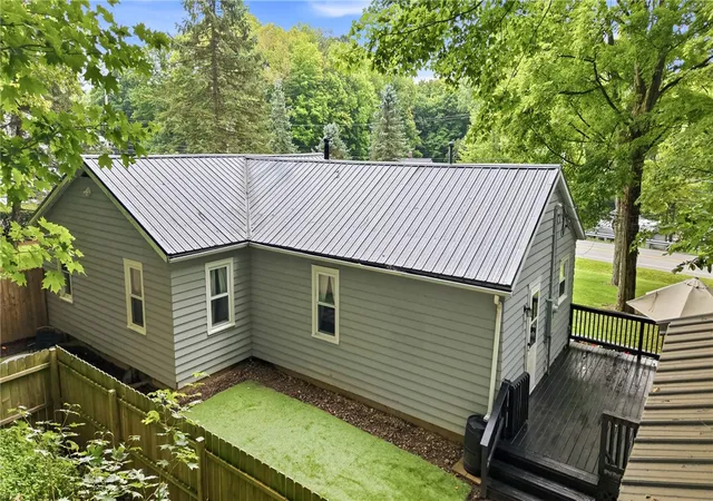 Photo 3 of Single family home for sale at 702 Liberty St, Jamestown, PA 16134 | MLS# 1772477 | Listing updated on 2026-09-14