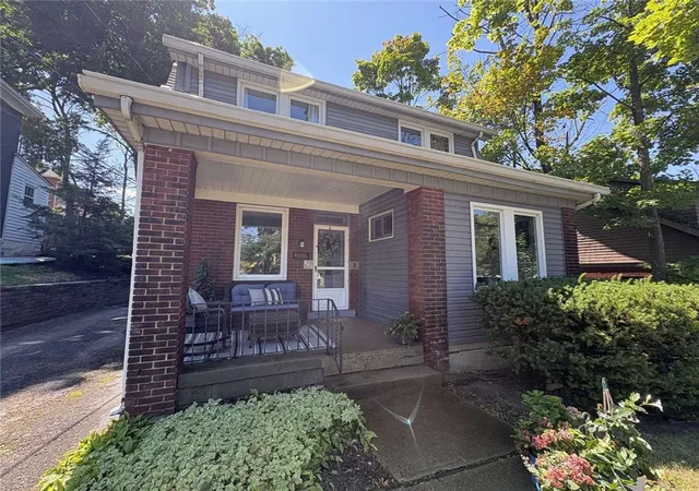 Photo 2 of Single family home for sale at 267 Academy Ave, Mt Lebanon, PA 15228 | MLS# 1772499 | Listing updated on 2026-09-13