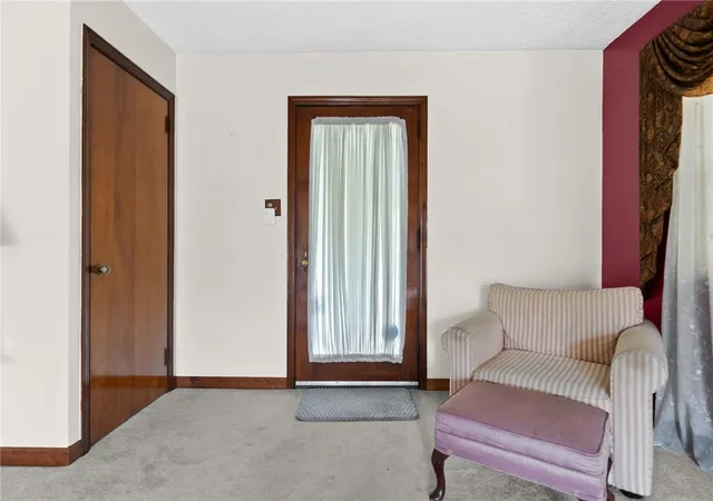Photo 3 of Single family home for sale at 1109 Holmes St, Mc Kees Rocks, PA 15136 | MLS# 1772450 | Listing updated on 2026-10-15