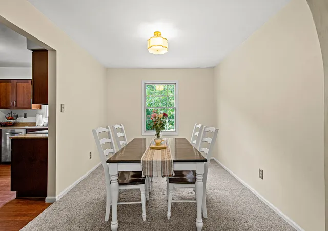 Photo 4 of Single family home for sale at 2321 Cramden Rd, Upper St Clair, PA 15241 | MLS# 1772536 | Listing updated on 2026-09-09