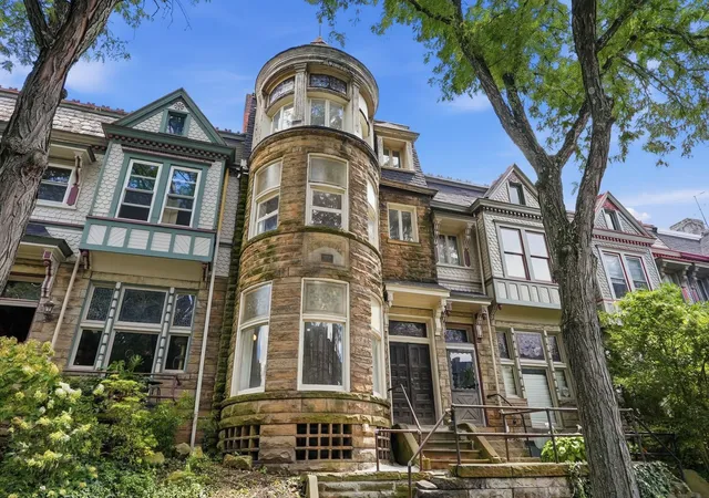 Photo 2 of Townhouse for sale at 728 N Beatty St, East Liberty, PA 15206 | MLS# 1772548 | Listing updated on 2026-09-05