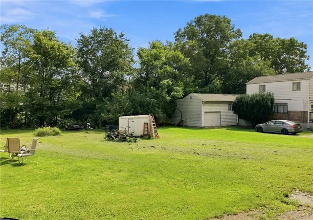 Photo 3 of Land for sale at 223 Lexington Ct, Carnegie, PA 15106 | MLS# 1772546 | Listing updated on 2026-09-01