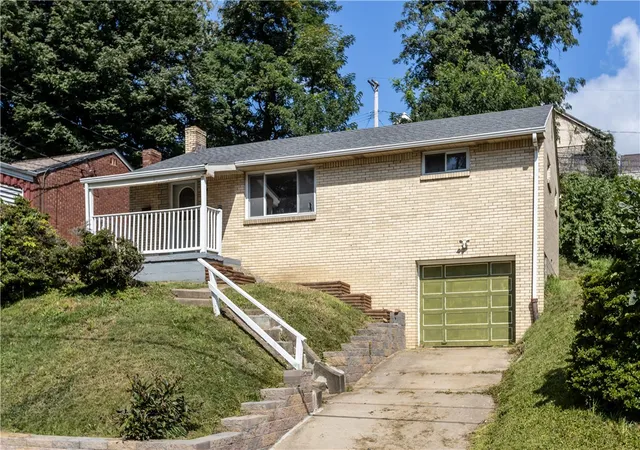 Photo 2 of Single family home for sale at 411 Parallel Ave, Carrick, PA 15210 | MLS# 1772285 | Listing updated on 2026-09-02