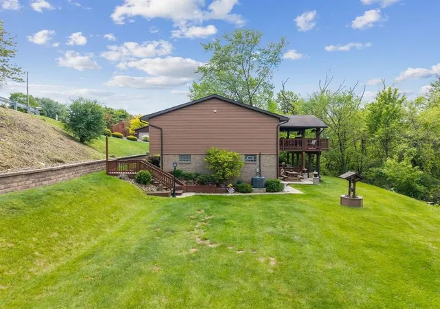 Photo 3 of Single family home for sale at 909 Our Way, North Huntingdon, PA 15642 | MLS# 1772553 | Listing updated on 2026-09-12