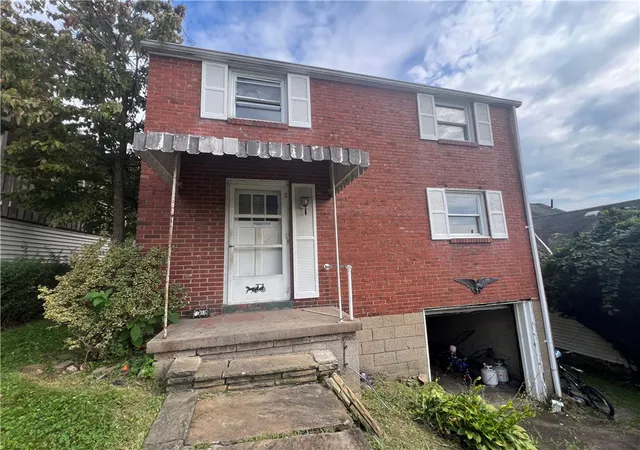 Photo 2 of Sale Pending at 456 29th Street, Mc Keesport, PA 15132 | MLS# 1772141 | Listing updated on 2026-09-09